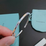 稀少 ティファニー 偽物通販 のハンドリングブレスレット