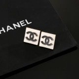 高品質 シャネル 偽物通販 Chanelの四角いピアス