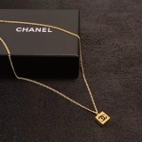 【限定】 シャネル スーパーコピー Chanelの厚金白黒両面ネックレス