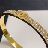 大人気 シャネル コピー Chanelの新しい彫刻c字母二列ドリルドリルブレスレット