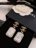 一目惚れ♪ シャネル 激安偽物 Chanelの小香真珠のイヤリング