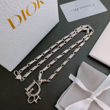 日本未入荷 ディオール 激安偽物 のDiorネックレス