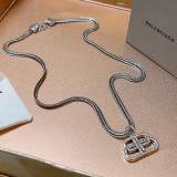 日本未入荷 バレンシアガ n級品 Balenciagaの ネックレス