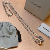 追跡付 バレンシアガ 激安偽物 Balenciagaの ネックレス