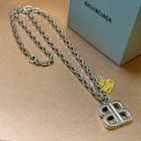 追跡付 バレンシアガ コピーおすすめ Balenciagaの ネックレス