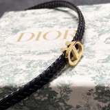 入手困難 ディオール コピー Dior のアルファベットの最新レザーネックレス