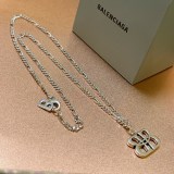 日本未入荷 バレンシアガ スーパーコピー Balenciagaの ネックレス