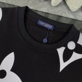 超奇跡の入荷☆ ルイヴィトン コピーおすすめ 25 ss新作クラシックなオールドフラワーアルファベットのグラデーションロゴがプリントされた半袖クルーネックTシャツ