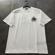 累積売上総額第１位！ バレンシアガ コピーおすすめ ロゴ刺繍入り半袖Tシャツ