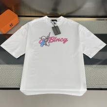入手困難 バレンシアガ コピーおすすめ のタワーキーホルダー半袖Tシャツ