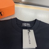 超話題! バレンシアガ 偽物通販  のタワーキーホルダー半袖Tシャツ