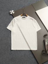 日本未入荷 フェンディ 激安通販 2025SSのクラシックな戦馬プリントロゴの暗紋タオル刺繍アルファベットロゴTシャツ