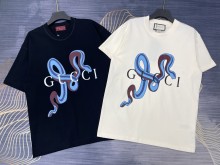 大人気 グッチ 偽物通販  Gucci プリントアルファベットロゴラウンドネック半袖Tシャツ2色