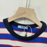 【限定】 プラダ  激安偽物 ストライプ刺繍ロゴ半袖Tシャツ
