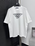 超奇跡の入荷☆ ルイヴィトン コピー  Louis Vuittonプリントデザイン丸首半袖Tシャツ