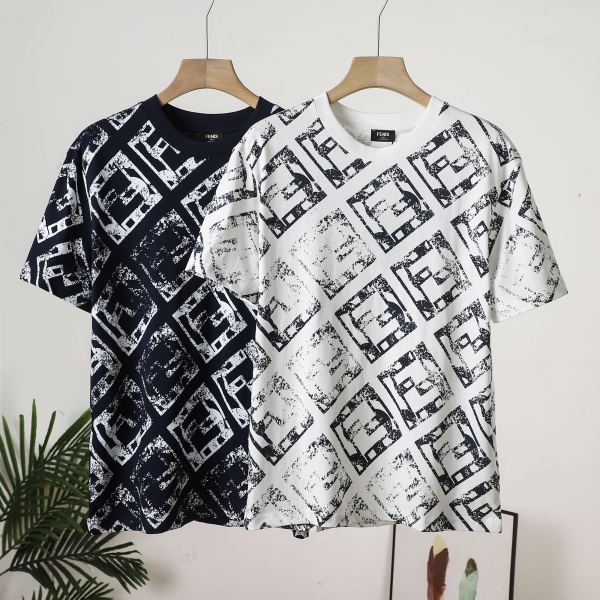 入手困難 フェンディ スーパーコピー の満印半袖Tシャツ2色