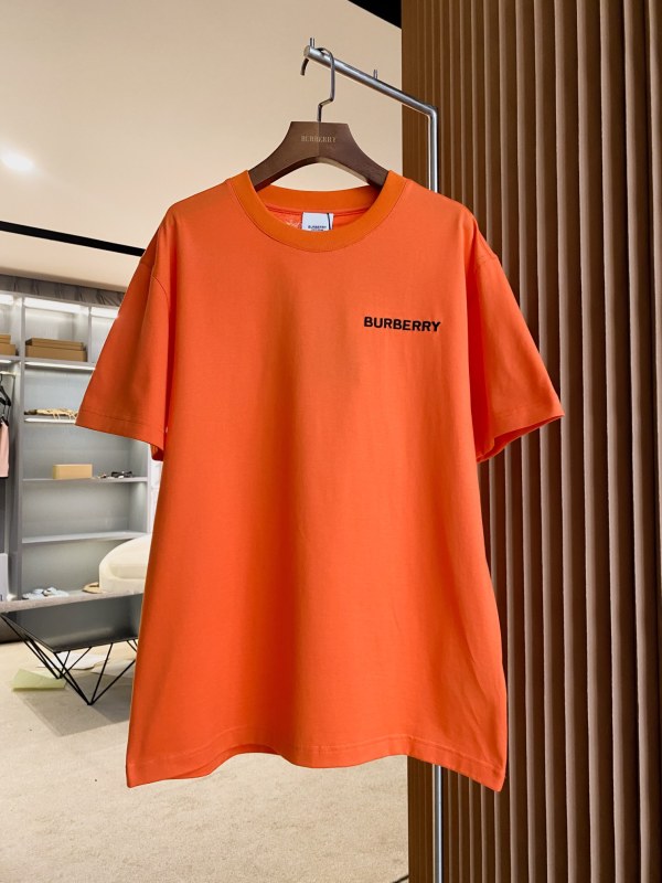 一目惚れ♪ バーバリー コピーおすすめ の背中TB刺繍コットン半袖Tシャツ