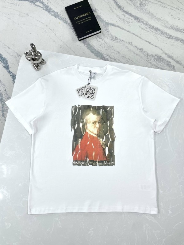 累積売上総額第１位！ ロエベ n級品 の プリントクルーネック半袖Tシャツ