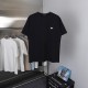 超奇跡の入荷☆ プラダ コピーのゴールドエナメル三角ロゴコットン半袖Tシャツ