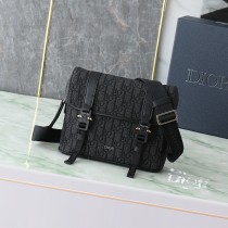 日本未入荷  ディオール コピーおすすめ ショルダーバッグ