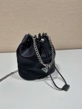 入手困難 プラダ n級品 ショルダーバッグ