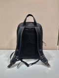 日本未入荷 プラダ 激安通販 リュックバック