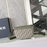 日本未入荷 ディオール 偽物通販 ショルダーバッグ