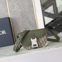 日本未入荷 ディオール 偽物通販 ショルダーバッグ