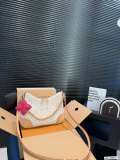 超話題! ルイヴィトン コピーおすすめ レディース ショルダーバック