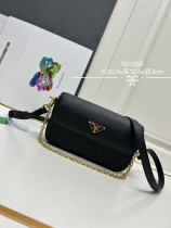 超奇跡の入荷☆ プラダ コピーおすすめ レディース チェーンショルダーバッグ