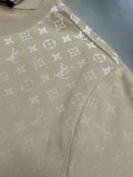 使い勝手良し ルイヴィトン n級品 2025 SS Lv グラデーション老花Tシャツ
