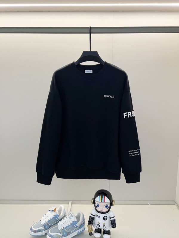 超奇跡の入荷 ☆モンクレール コピーおすすめ 純綿ラウンドネックセーター