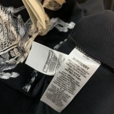 【話題商品！】 バーバリー n級品 の馬術騎士刺繍半袖Tシャツ黒