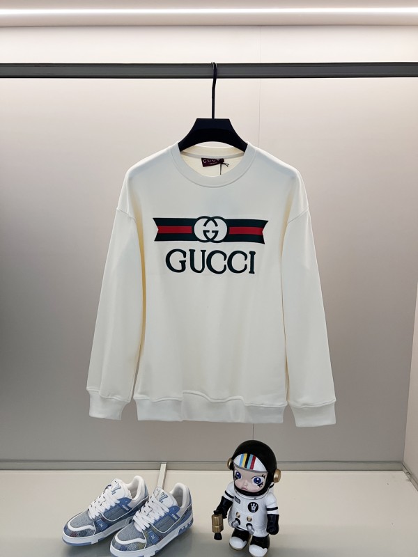 超奇跡の入荷☆ グッチ n級品 の丸首の衛衣