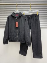 追跡付 グッチ コピー のカジュアルスーツ
