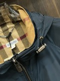高品質 バーバリー 激安通販 のキャップ付きジャケット