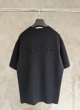 大人気 クロムハーツ コピー の布を貼ってTシャツを刺繍する