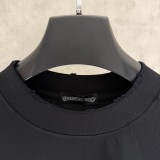 大人気 クロムハーツ コピー の布を貼ってTシャツを刺繍する