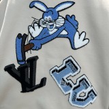 一目惚れ♪  ルイヴィトン 激安偽物 アンズ色のウサギの8兄の刺繍の野球服のコート