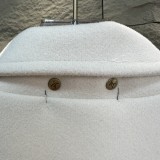 一目惚れ♪  ルイヴィトン 激安偽物 アンズ色のウサギの8兄の刺繍の野球服のコート