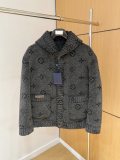 追跡付 ルイヴィトン コピーおすすめ 25 SS秋冬毛皮一体羊の毛刈り連帽ジャケット
