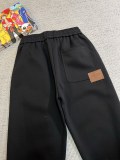 入手困難 フェンディ 偽物通販 の25SS秋冬カジュアルパンツ
