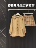新作 バーバリー 激安通販 の25 ssチェック柄マントパーカー+スカートセット