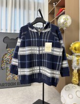 超奇跡の入荷☆ バーバリー コピー の25 ssクラシックレザージッパー連帽ブルーチェックウールニットジャケット