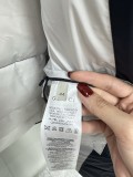 超話題! グッチ スーパーコピー の25 ss 秋冬 のファッションダブルG衝突カラーのジョイントバンドダウンジャケット