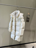 高品質 モンクレール 偽物通販 の正方形キルティング脱着可能キャップギャバジンミディアムダウンジャケットレディース