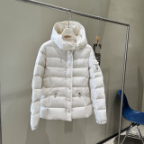 【限定】 モンクレール スーパーコピー のショート丈ウエストシルエットジッパー長袖ダウン