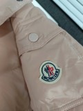 日本未入荷 モンクレール コピーおすすめ の白貝母亮面エナメルダウンジャケット