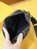 追跡付 ルイヴィトン n級品 2026SS メンズ ショルダーバッグ