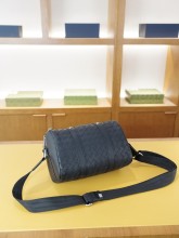 高品質 ボッテガヴェネタ コピーおすすめ メンズ ショルダーバッグ